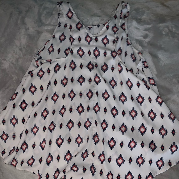 Aztec Pattern Tank Top - Picture 2 of 3